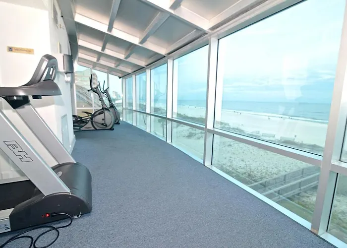 Island Tower 1401 Apartment *