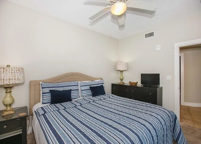 Apartment Island Tower 1401